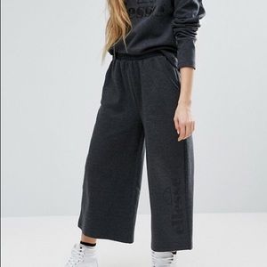 EUC ELLESSE Wide Leg Gray Charcoal Joggers Sweats